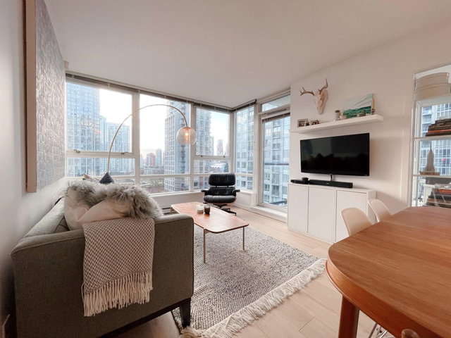 1110 - 928 Beatty Street