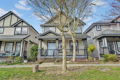 7071 195a Street | Surrey | Image
