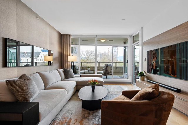 205 - 1808 1st Avenue W