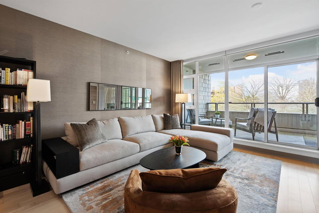 205 - 1808 1st Avenue W