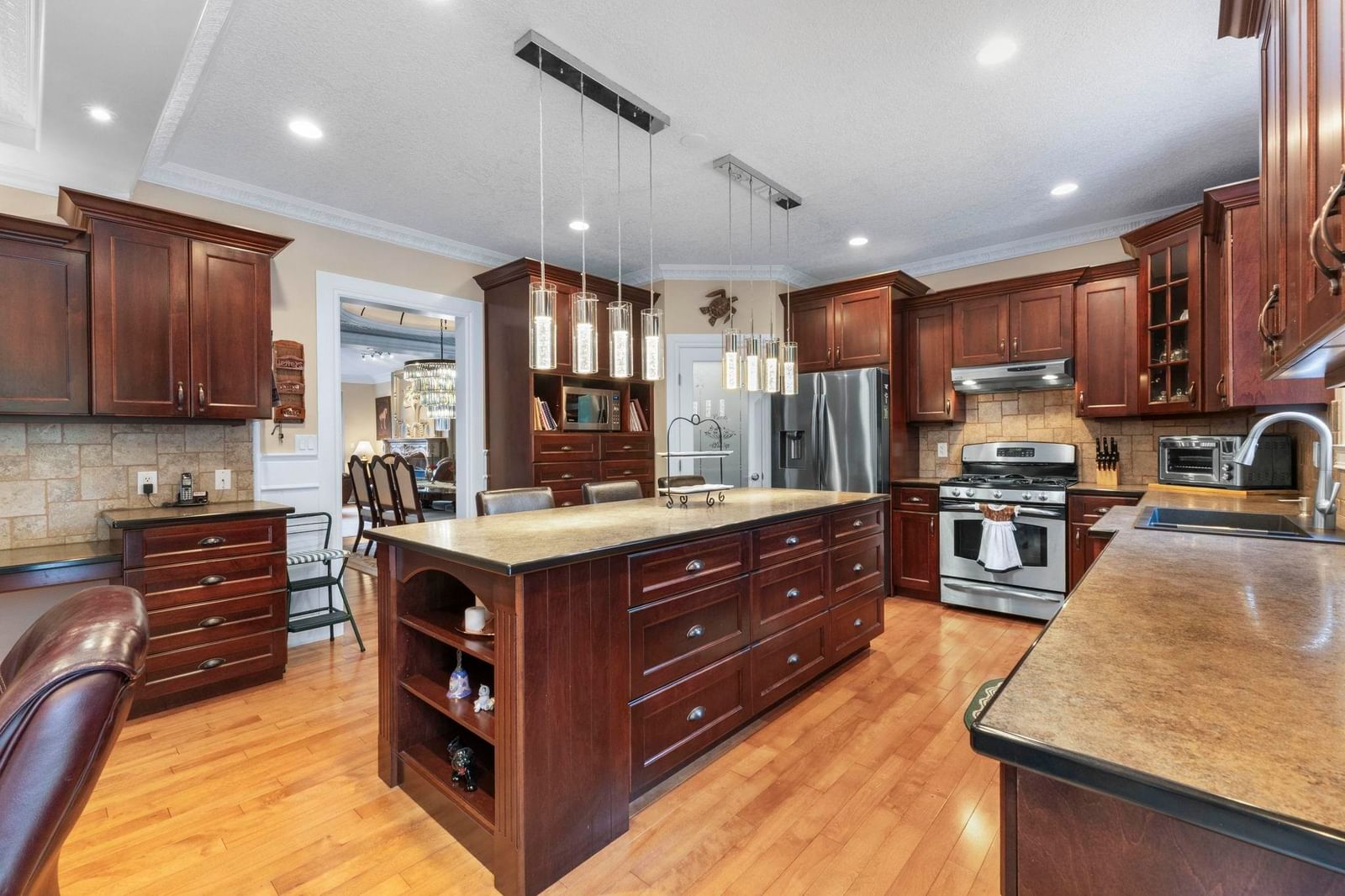 Listing Image 13