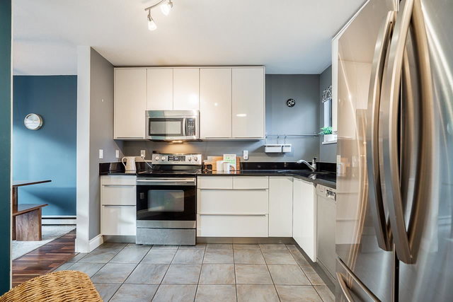 29 - 98 Begin Street