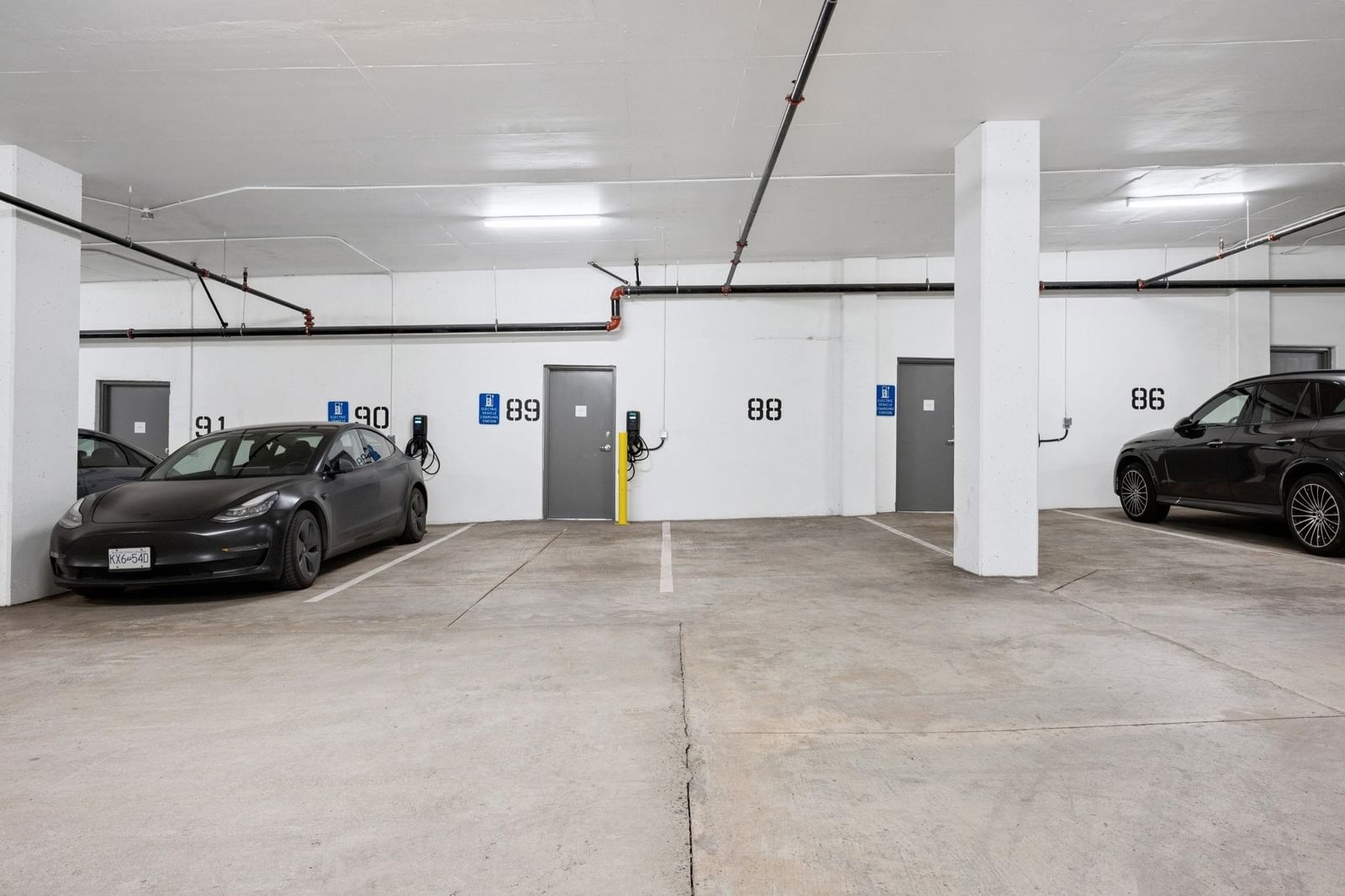 Listing Image 37