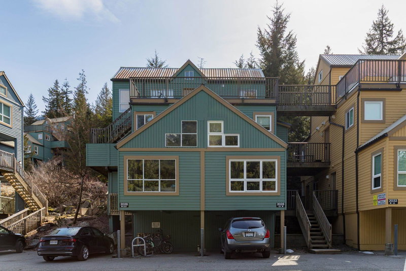 4 - 2028 Innsbruck Drive, Whistler, V8E 0B5 | Image 2