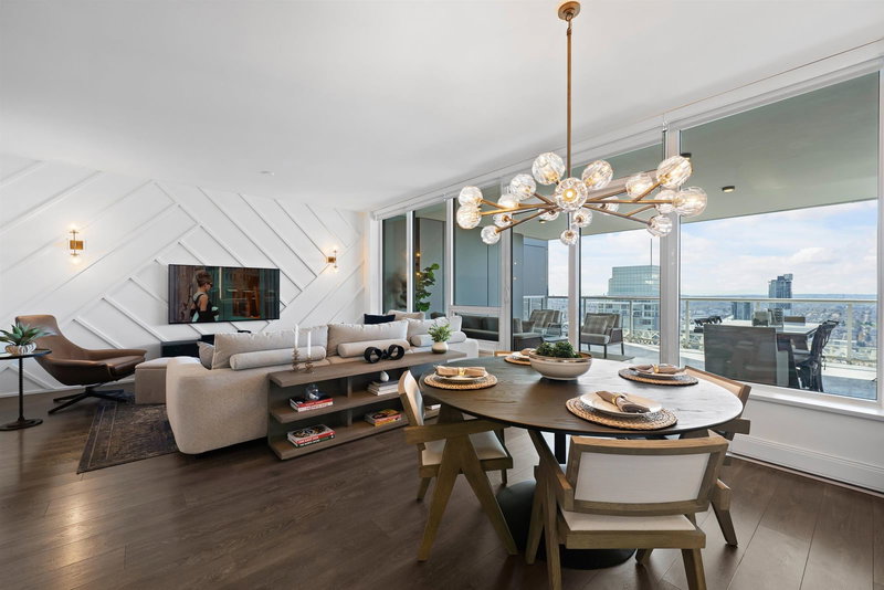 5605 - 1955 Alpha Way, Burnaby, V5C 0K6 | Image 2