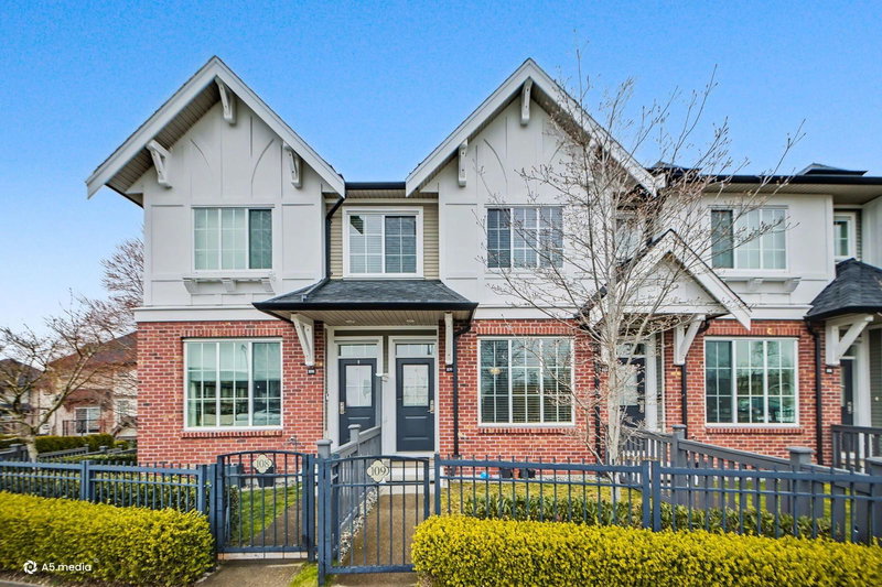 109 - 30989 Westridge Place, Abbotsford, V2T 0E7 | Image 3