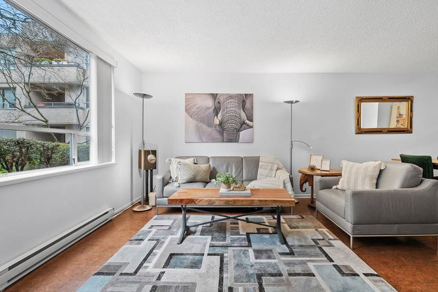 205 - 1050 Broughton Street