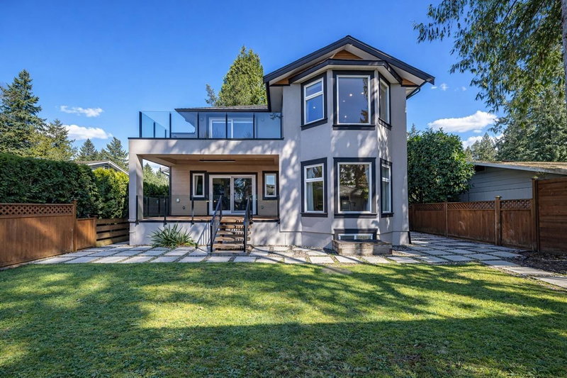 839 20th Street W, North Vancouver, British Columbia