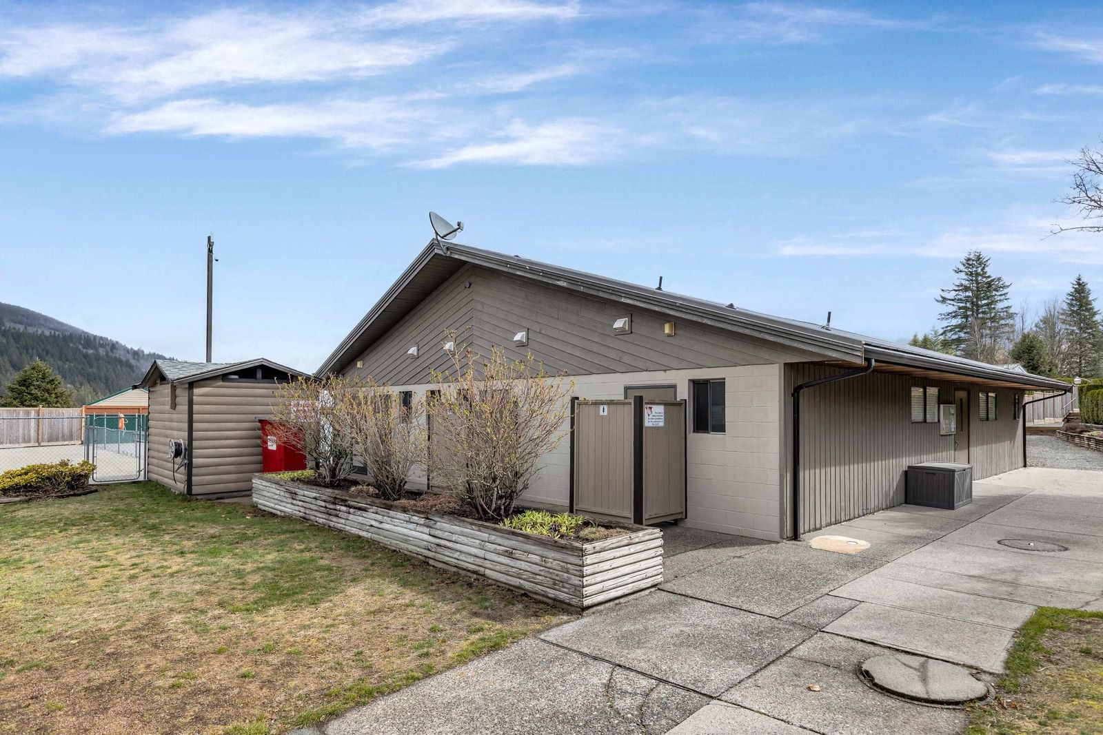 Listing Image 23