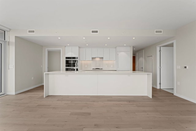 603 - 485 42nd Avenue W