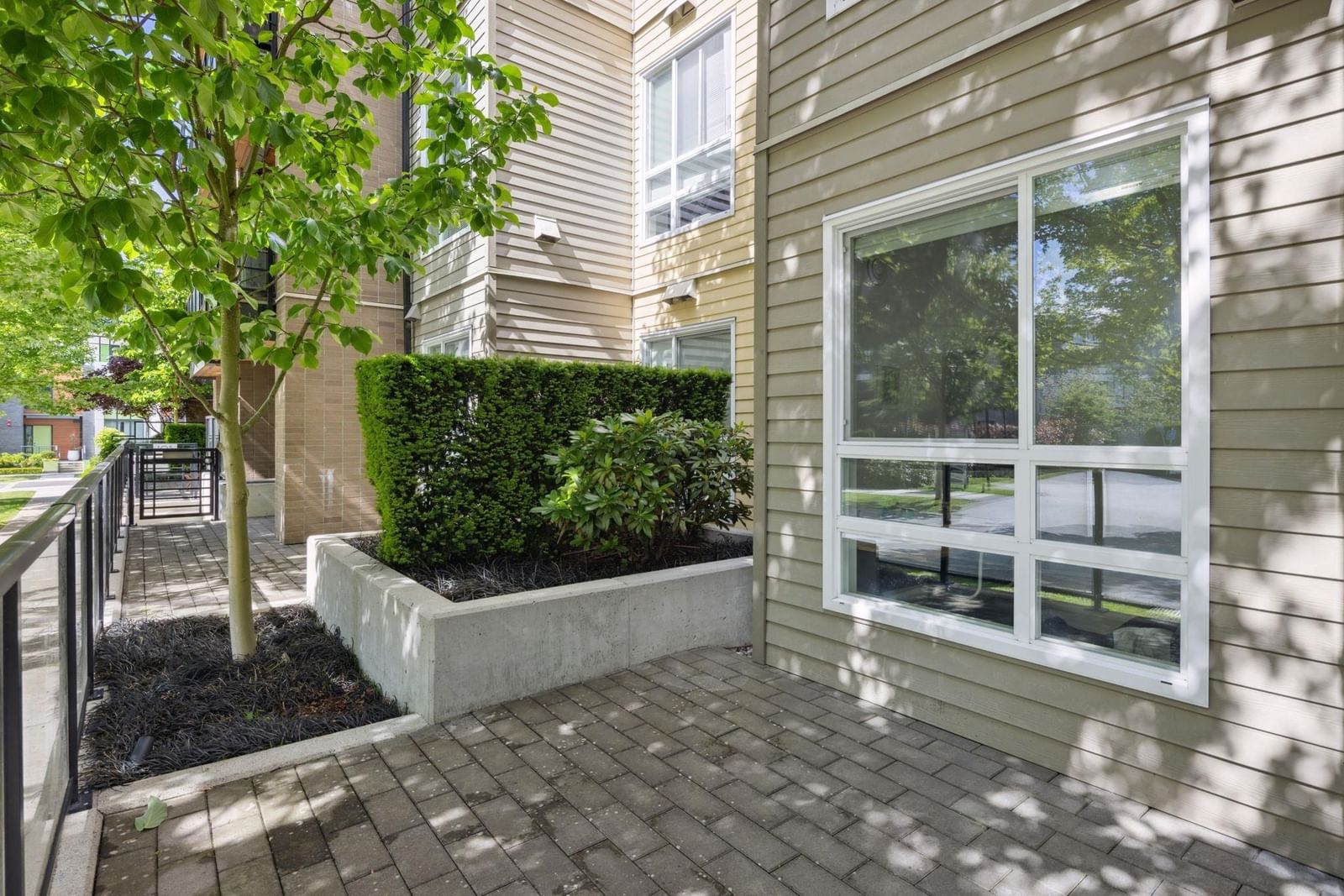 Listing Image 20