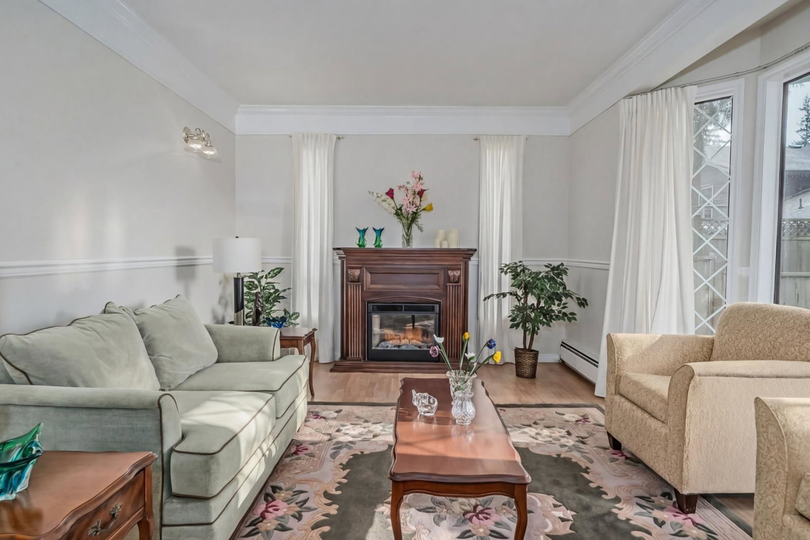 Listing Image 5