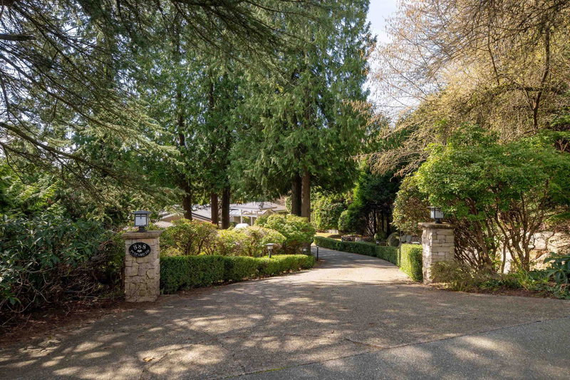 888 Pyrford Road, West Vancouver, V7S 2A1 | Image 2