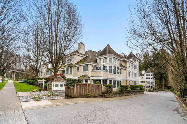 407 - 6820 Rumble Street