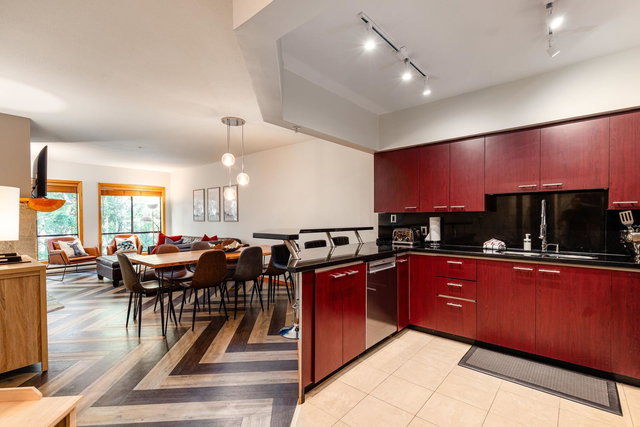 102 - 4821 Spearhead Drive