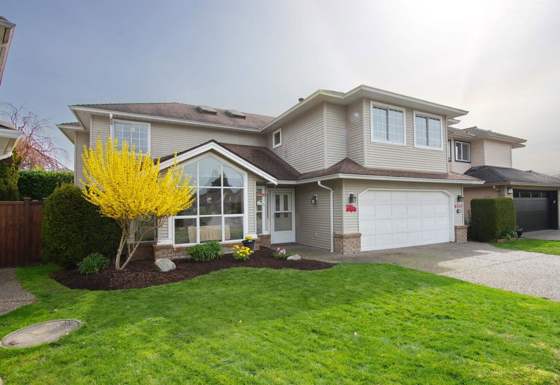 6343 Crescent Place, Delta, V4K 4V2 | Image 2