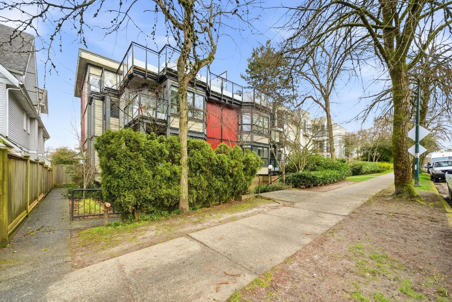 Listing Image 22