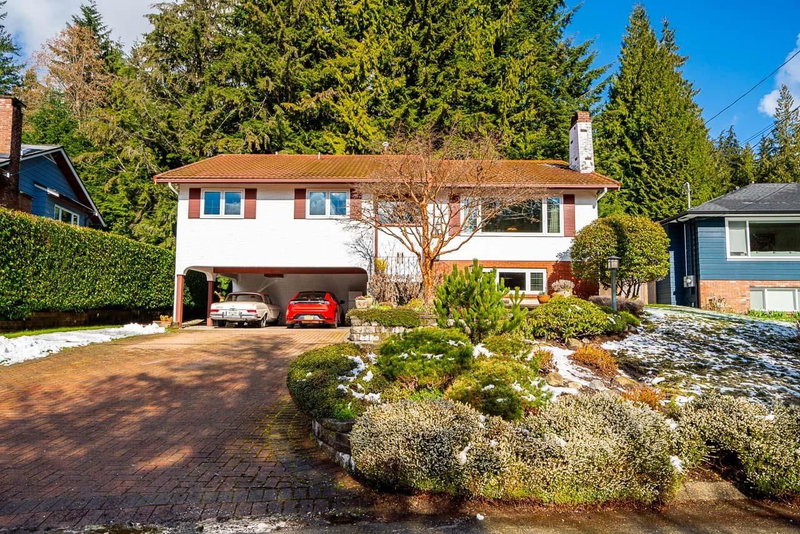 4651 Valley Road, North Vancouver, British Columbia