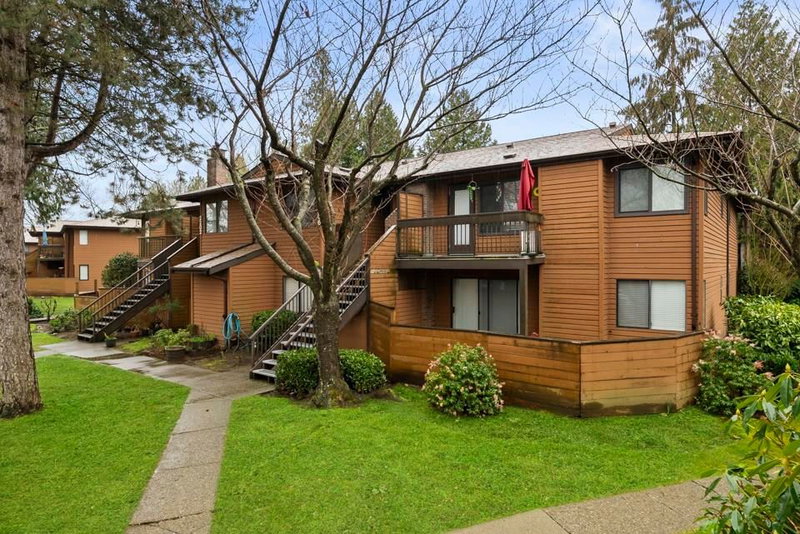 10620 150 Street #2207, Surrey, British Columbia