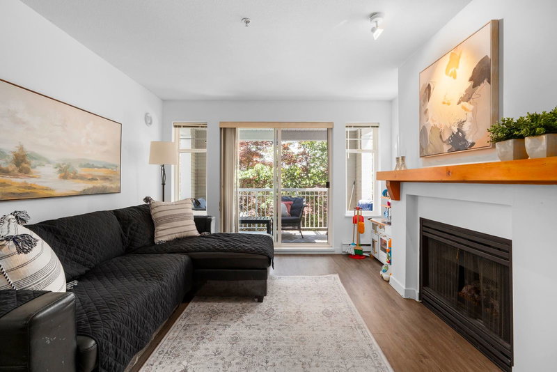 212 - 1432 Parkway Boulevard, Coquitlam, V3E 3L9 | Image 2