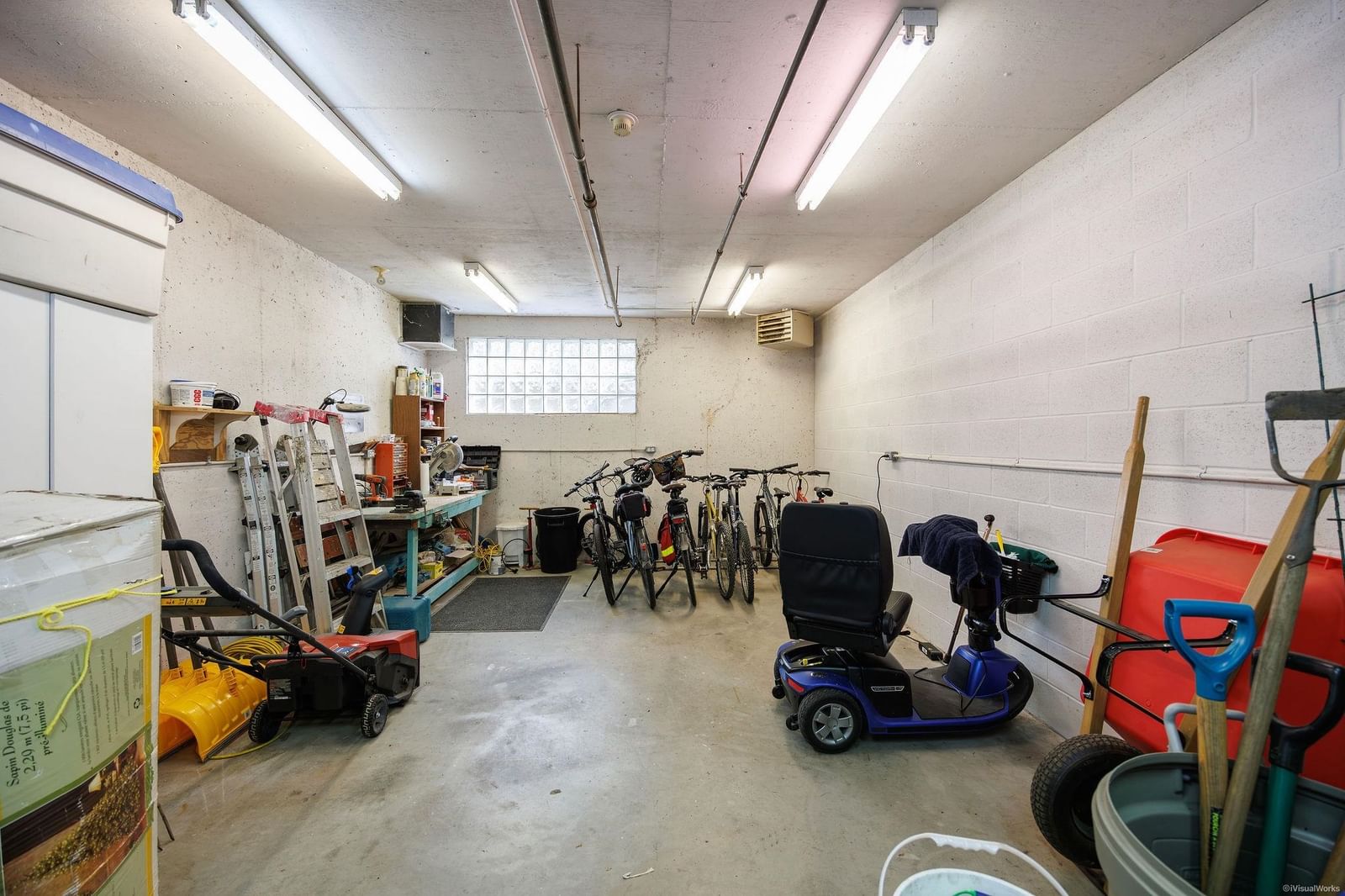 Listing Image 20
