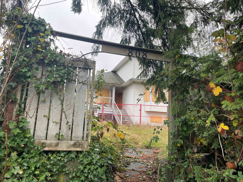 808 3rd Street, North Vancouver, V7L 1H1 | Image 3