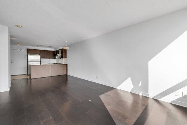 1002 - 7575 Alderbridge Way