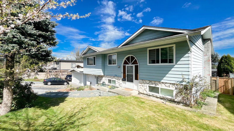 1021 Ranch Park Way, Coquitlam, British Columbia