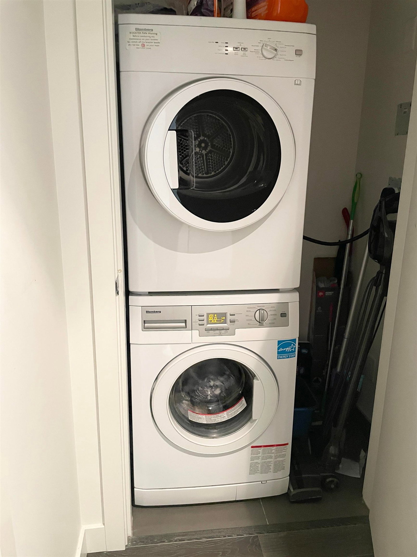 Listing Image 14