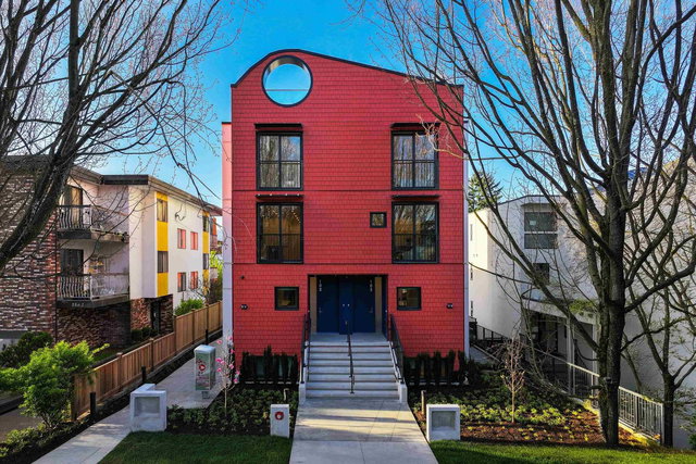 122 - 1552 3rd Avenue E