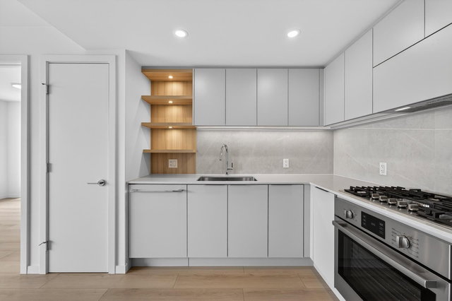 506 - 311 Alderson Avenue