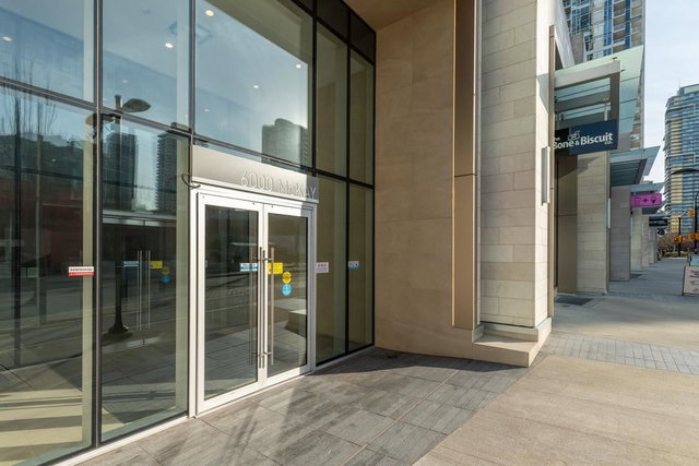 2506 - 6000 Mckay Avenue