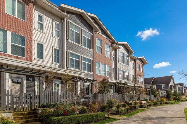 46 - 8371 202b Street