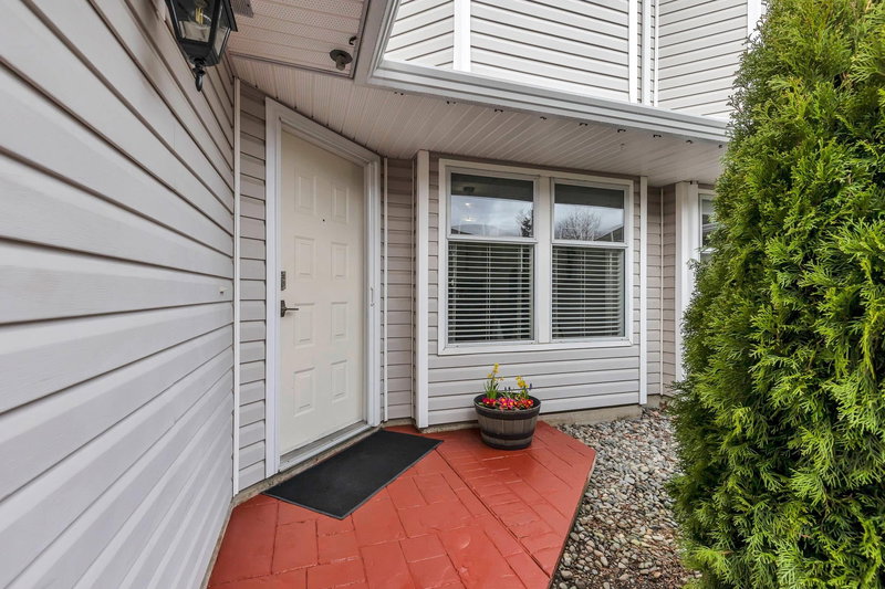 39 - 21928 48 Avenue, Langley, V3A 8H1 | Image 2
