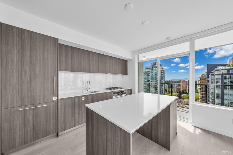 809 - 6537 Telford Avenue, Burnaby, V5H 0K9 | Image 2