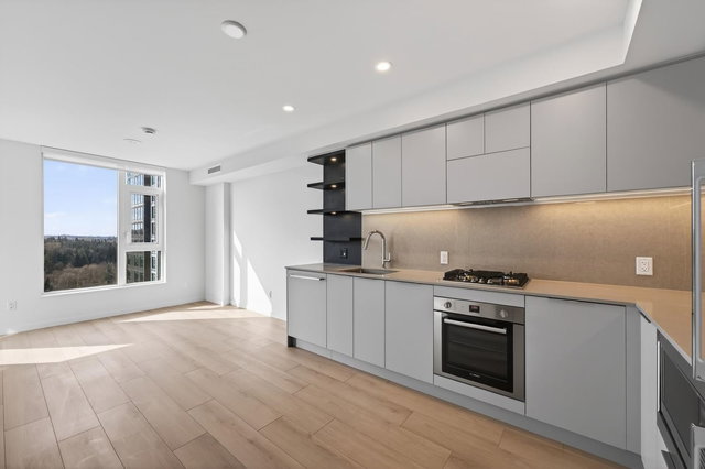 1407 - 311 Alderson Avenue