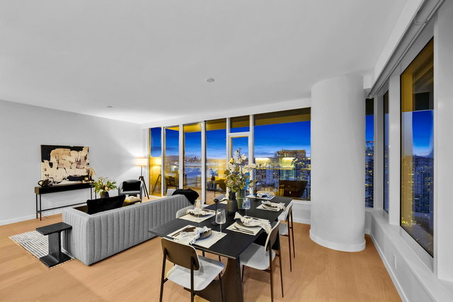 3503 - 1335 Howe Street