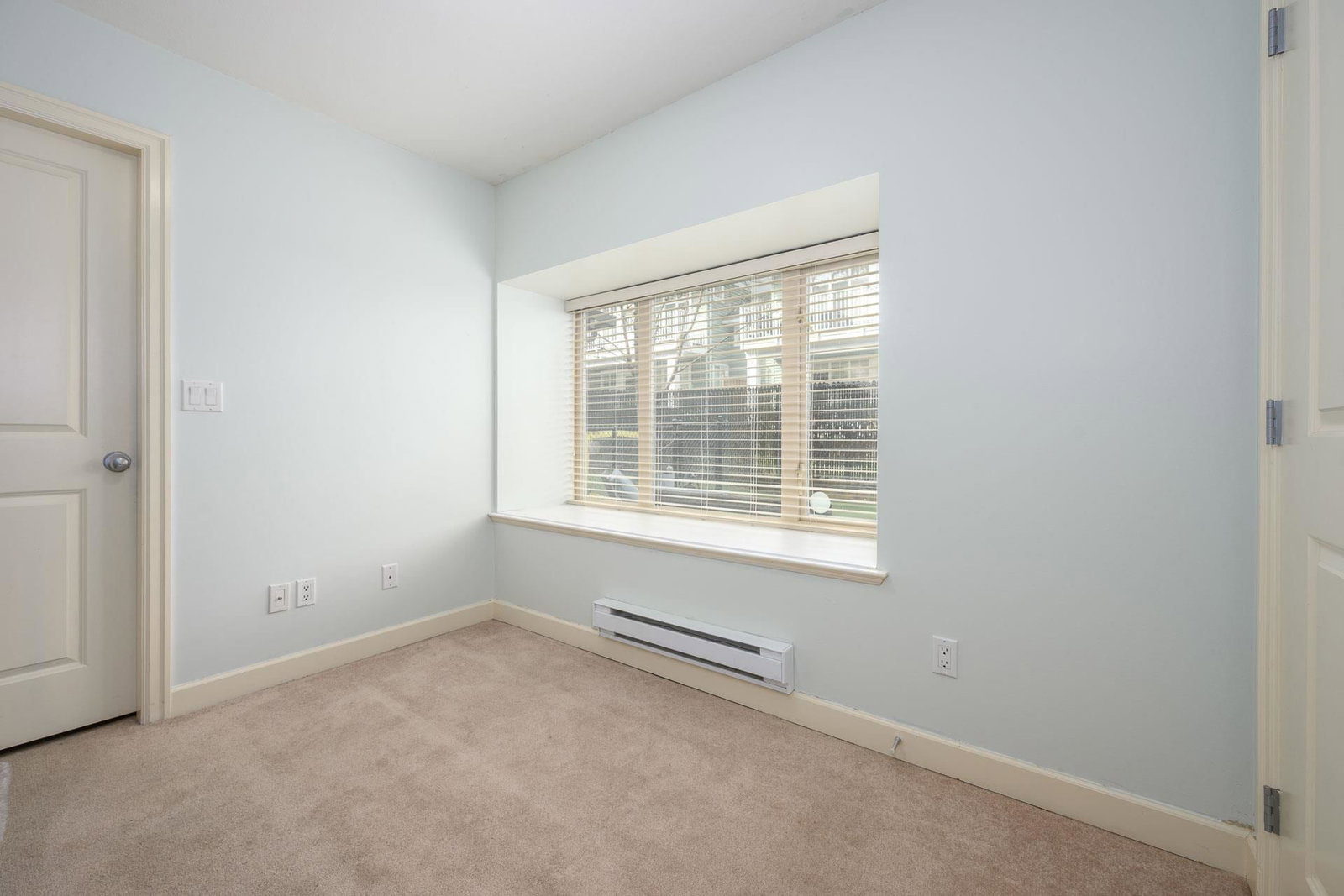 Listing Image 27