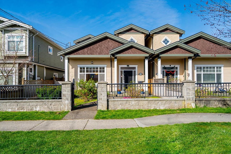 903 Cliff Avenue, Burnaby, V5A 2J4 | Image 2