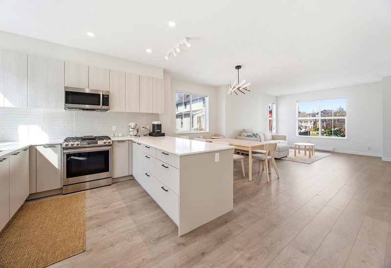 94 - 488 Furness Street, New Westminster, V3M 0M1 | Image 2