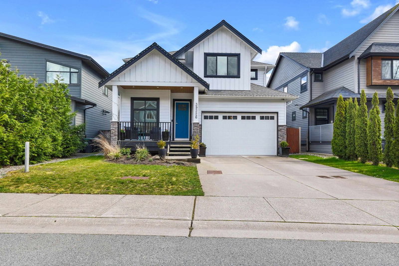 39226 Falcon Crescent, Squamish, British Columbia