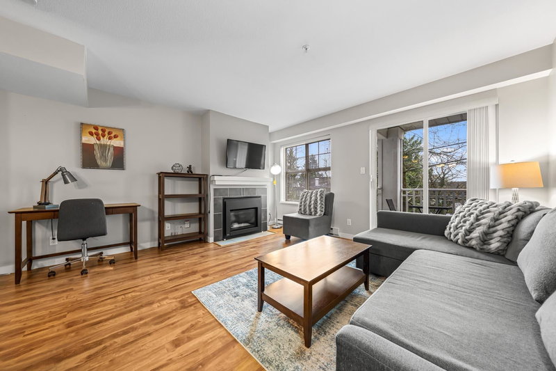 49 - 123 Seventh Street, New Westminster, V3M 6Y2 | Image 2
