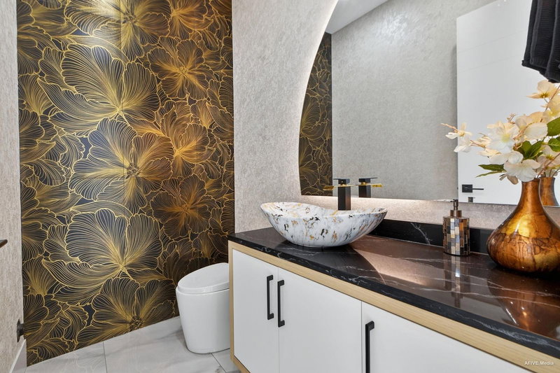 15363 94 Avenue, Surrey, V3R 1E2 | Image 3