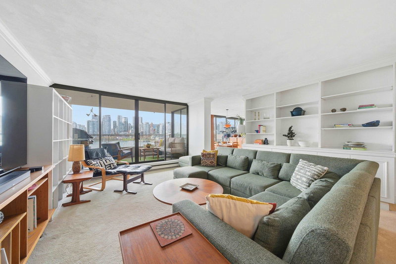 533 - 666 Leg In Boot Square, Vancouver, V5Z 4B3 | Image 2