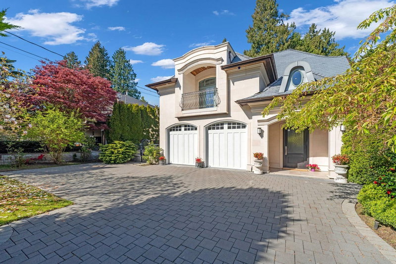 4348 Erwin Drive, West Vancouver, V7V 1H6 | Image 2