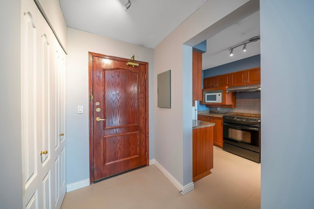 1011 - 7380 Elmbridge Way