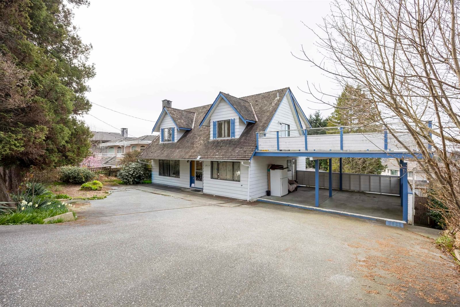 Listing Image 9
