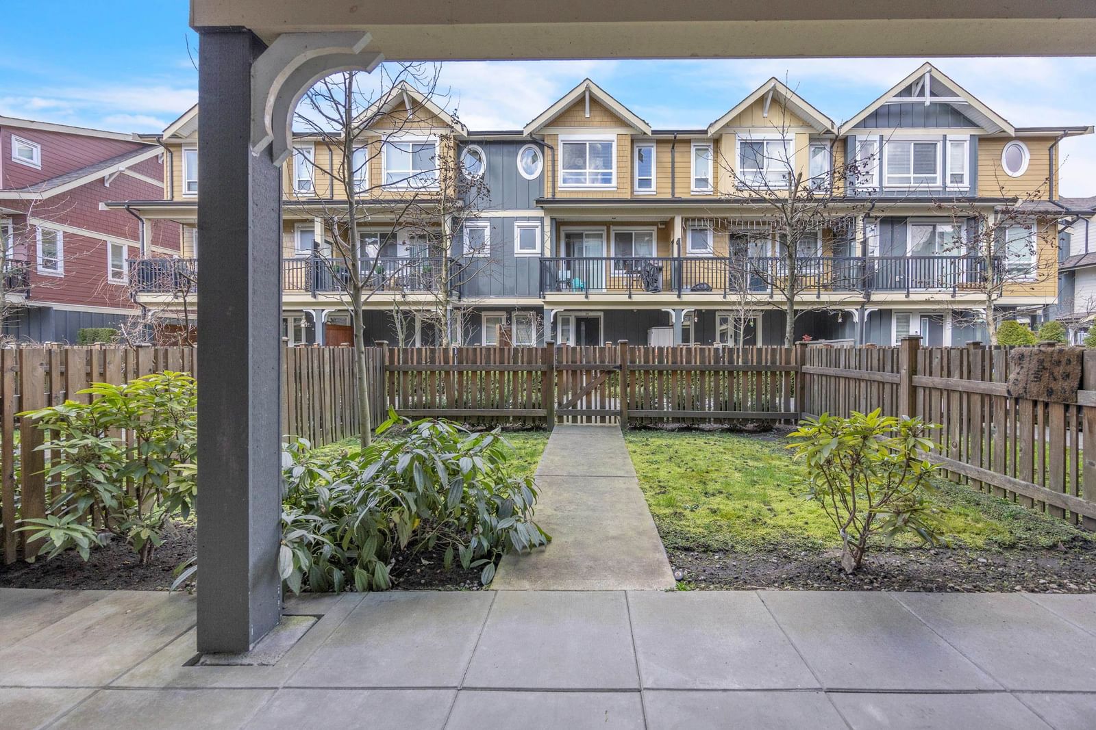 Listing Image 5