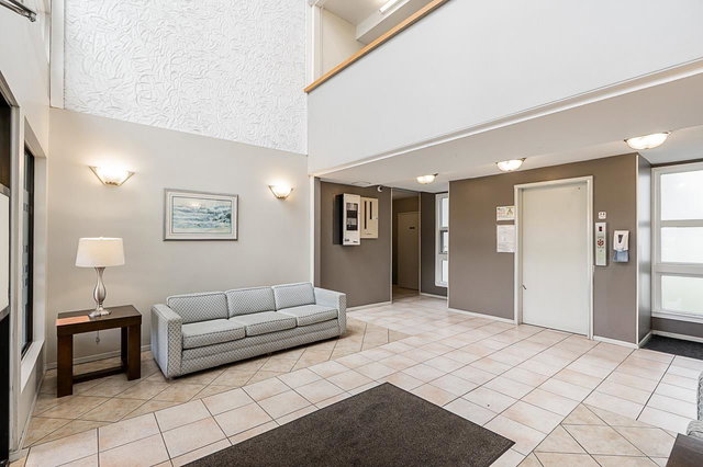 322 - 8880 No. 1 Road