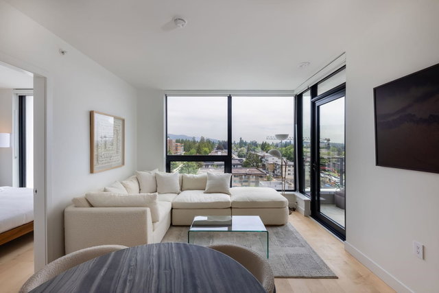 1501 - 135 13th Street E